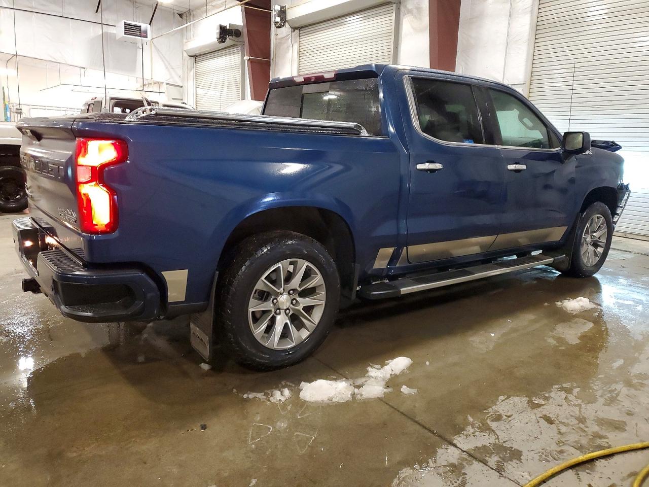 2019 CHEVROLET SILVERADO K1500 HIGH COUNTRY photo 3