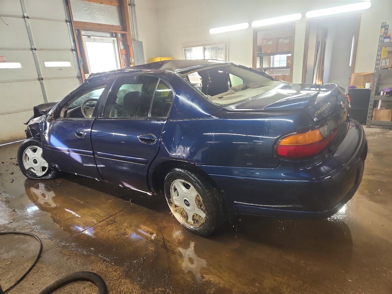 2001 CHEVROLET MALIBU LS photo 2