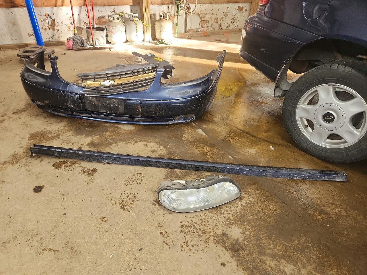 2001 CHEVROLET MALIBU LS photo 12