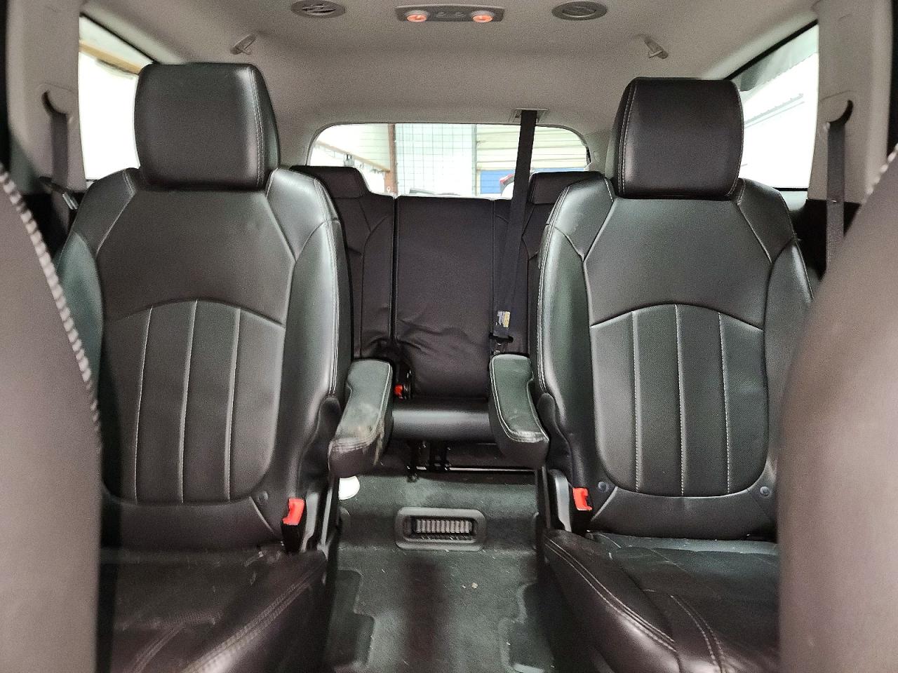 2016 BUICK ENCLAVE photo 10