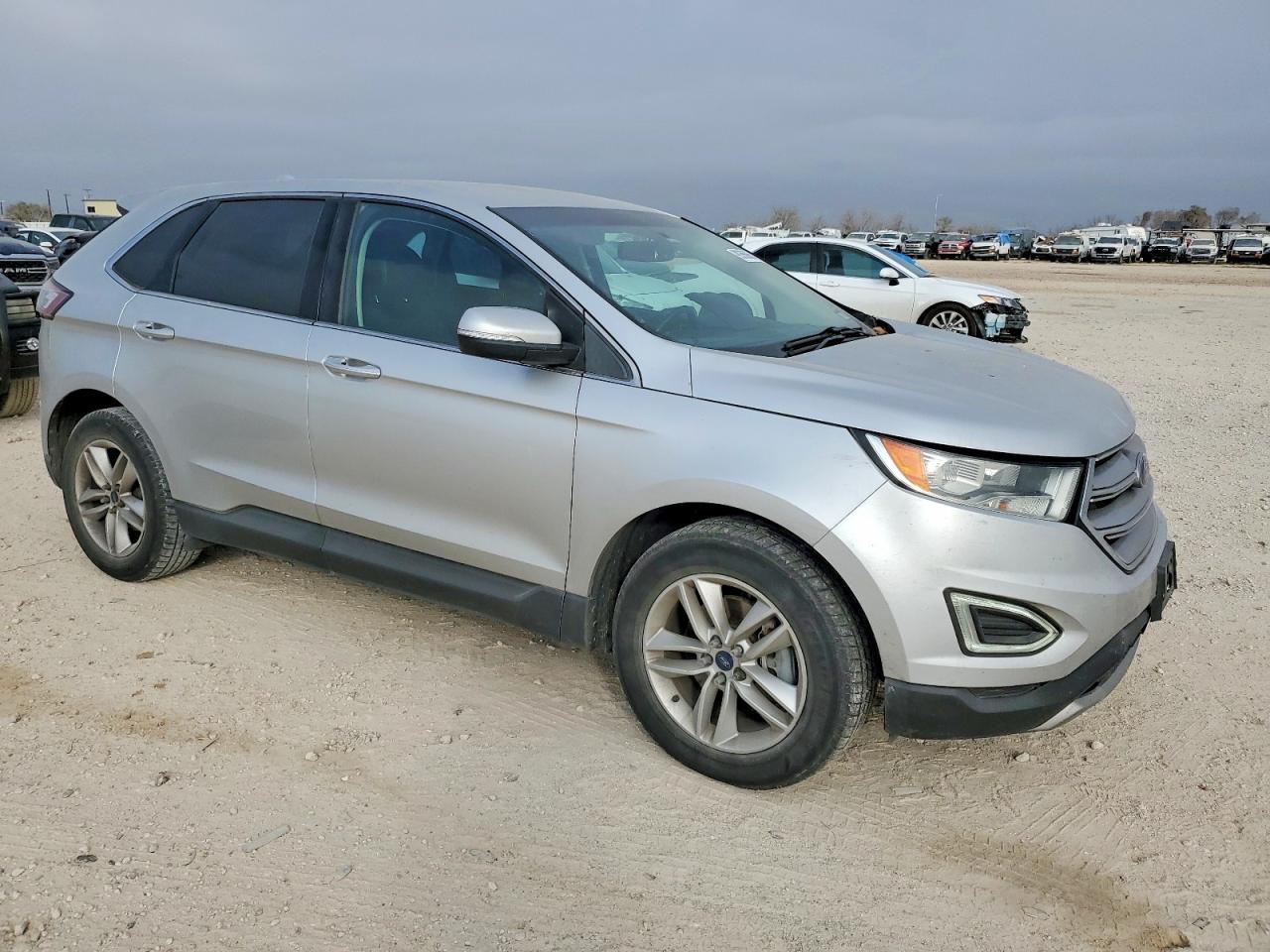 2017 FORD EDGE SEL photo 4