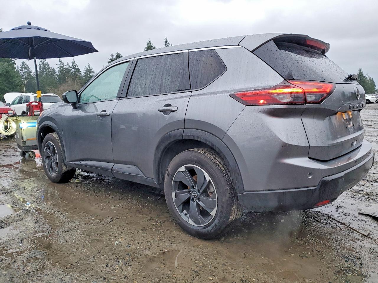 2024 NISSAN ROGUE SV photo 3