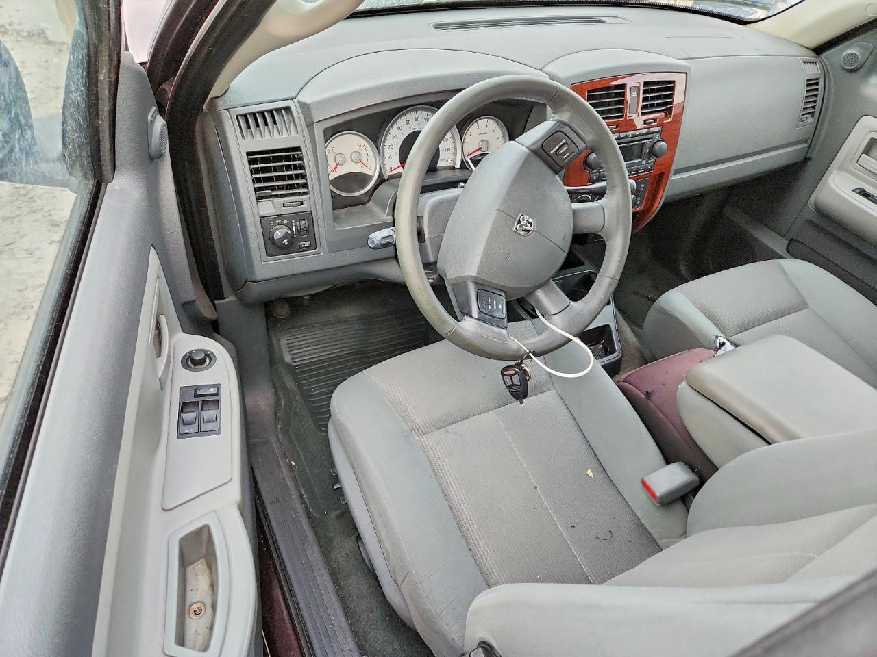 2005 DODGE DAKOTA SLT photo 8