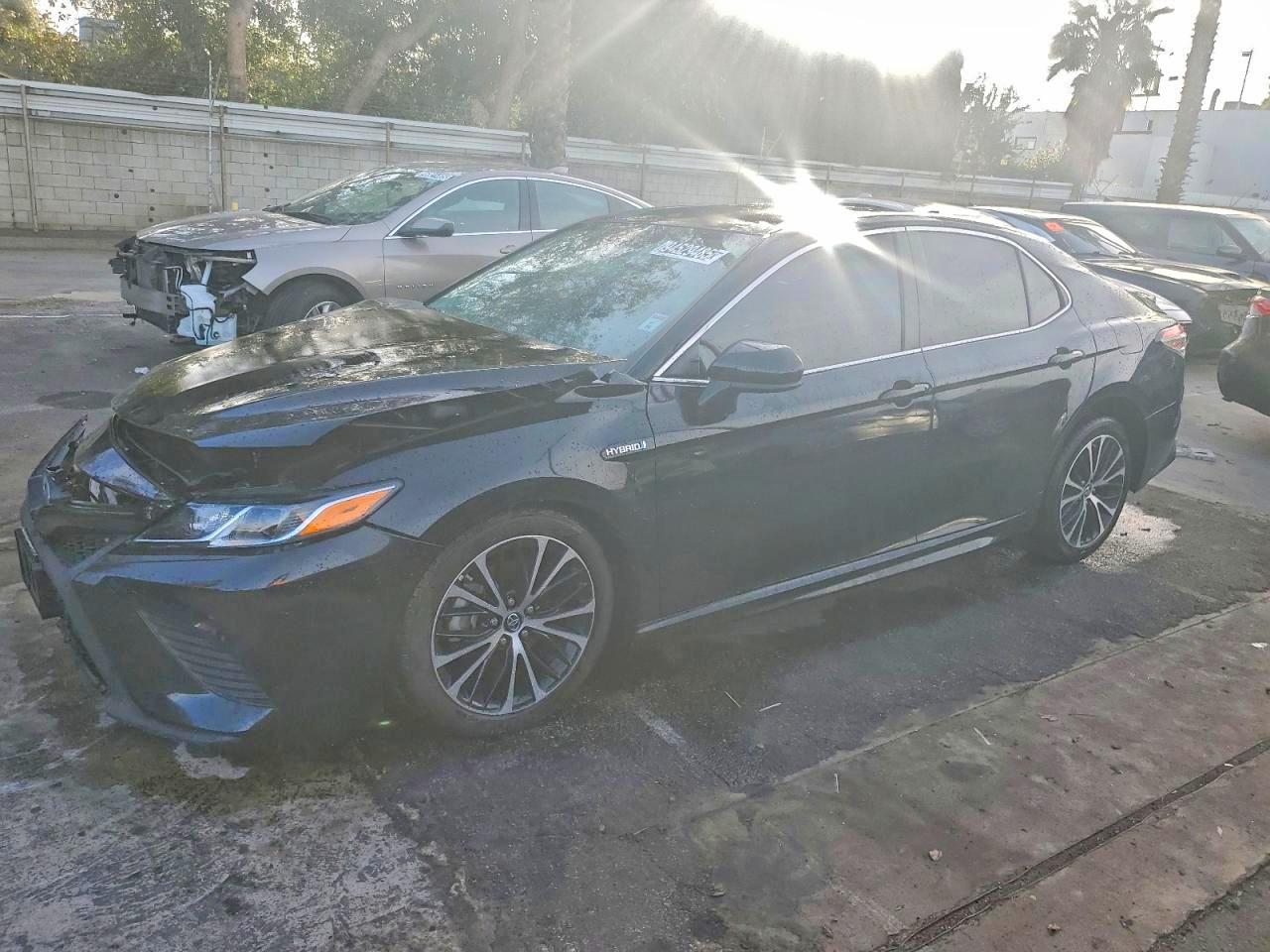 2019 TOYOTA CAMRY