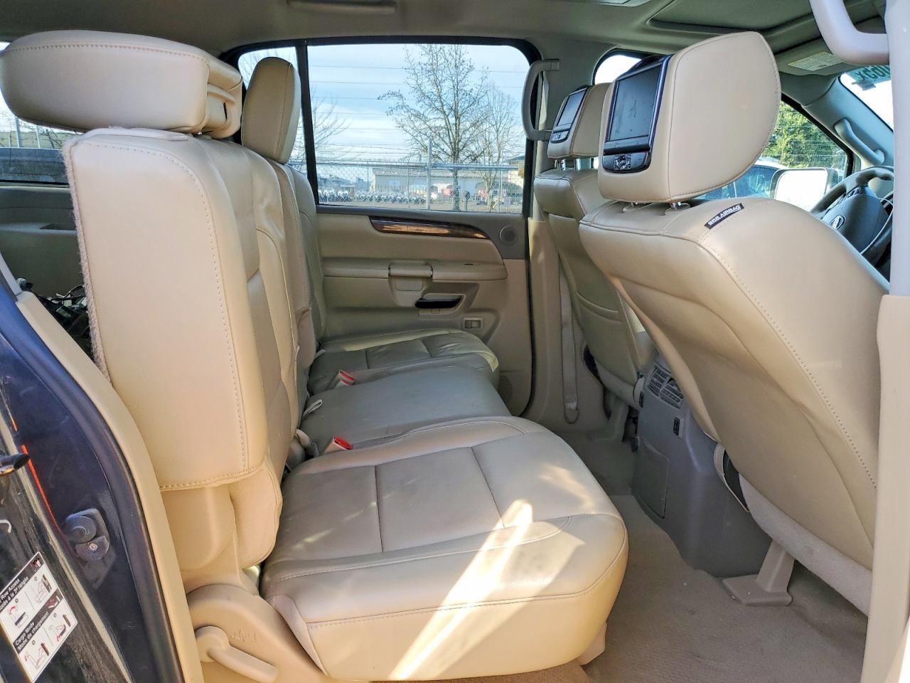 2014 NISSAN ARMADA SV photo 11