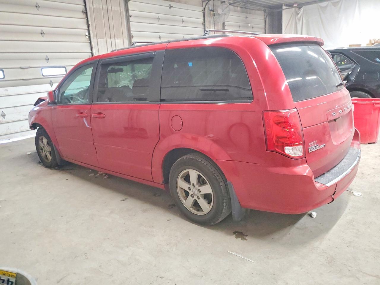 2012 DODGE GRAND CARAVAN SXT photo 2