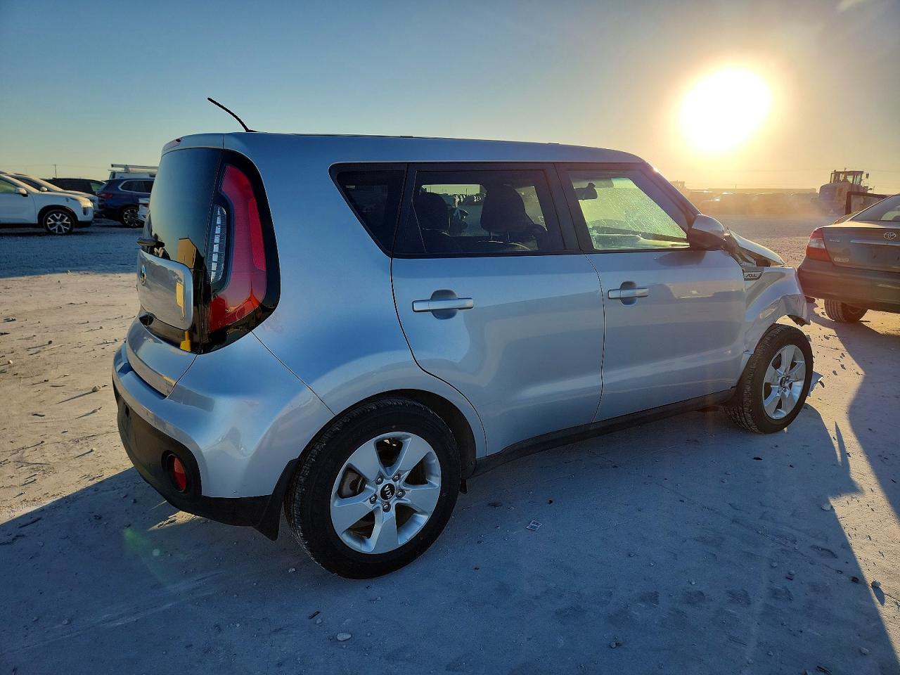 2018 KIA SOUL photo 3