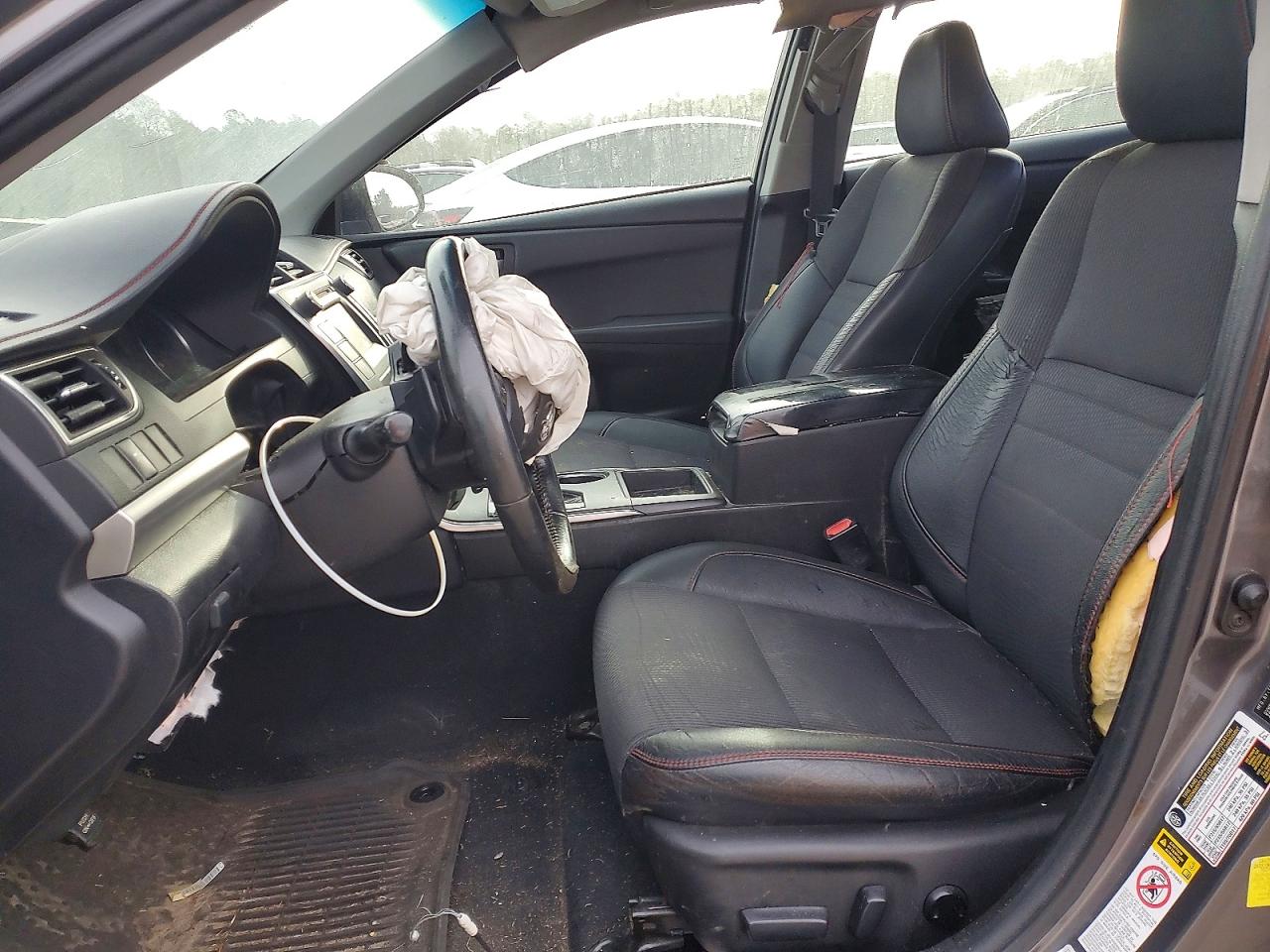 2017 TOYOTA CAMRY LE photo 7