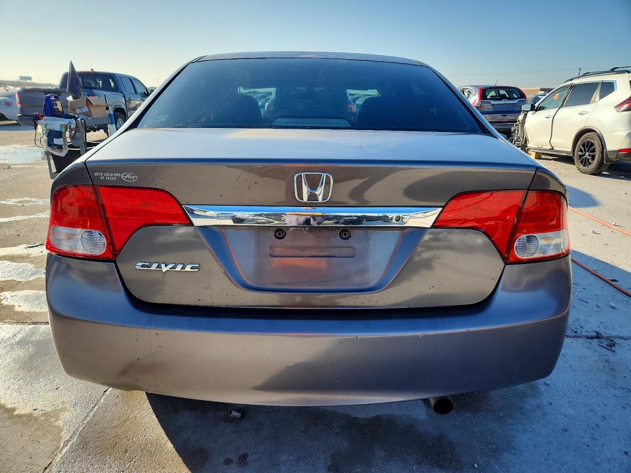 2011 HONDA CIVIC LX photo 11