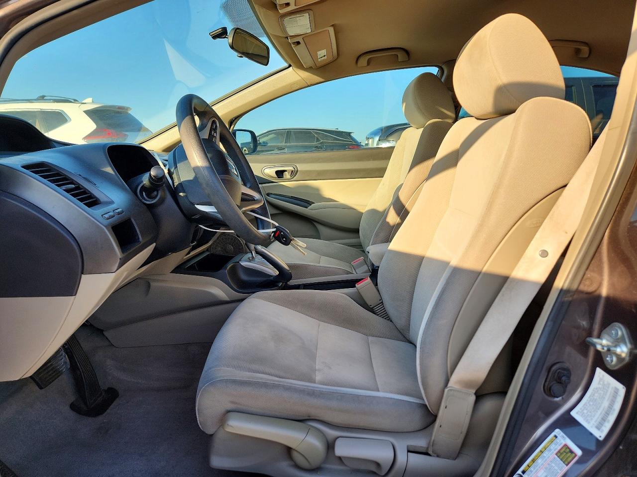 2011 HONDA CIVIC LX photo 13