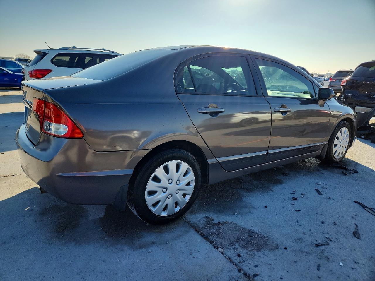 2011 HONDA CIVIC LX photo 5