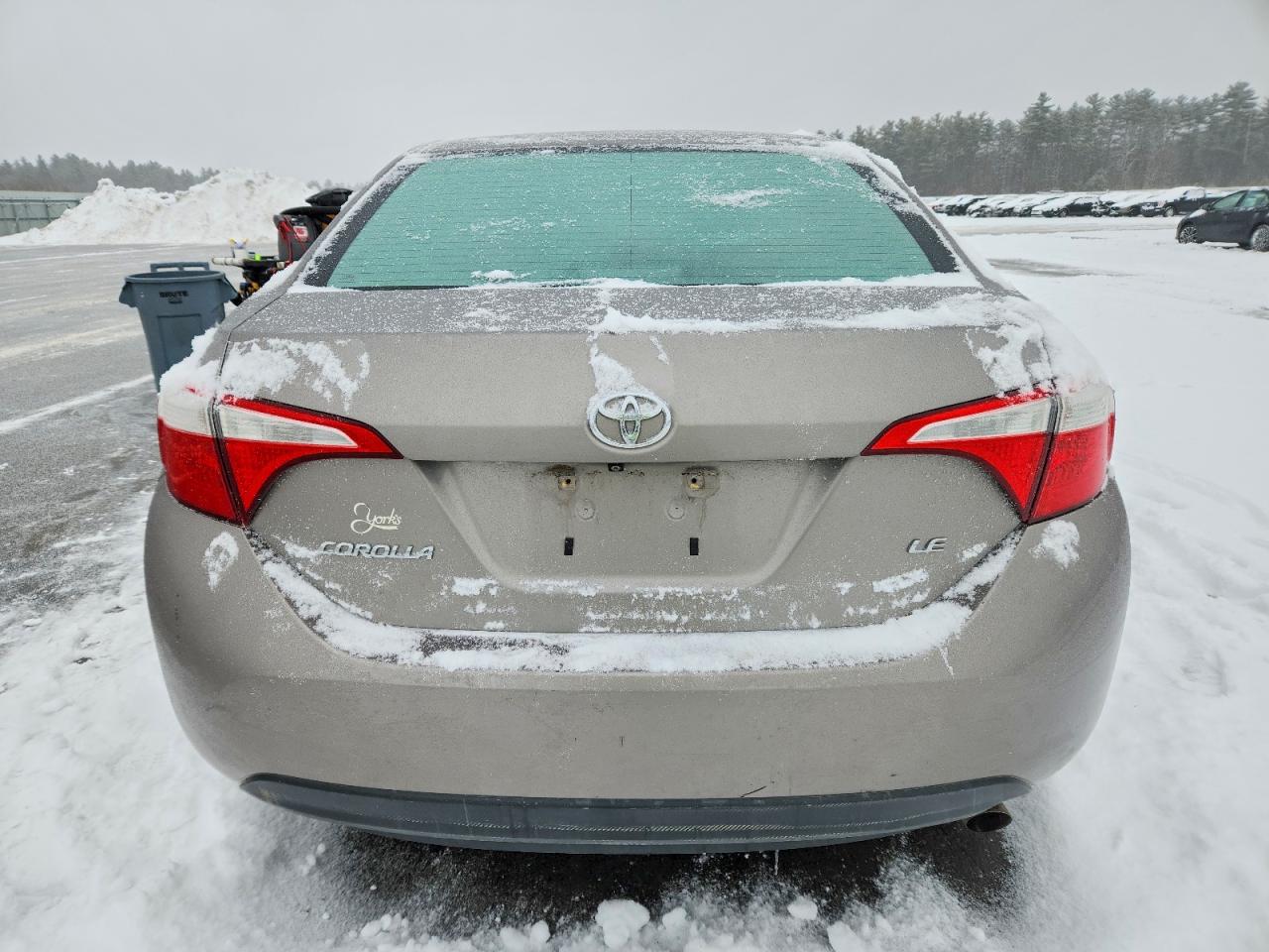2014 TOYOTA COROLLA L photo 11