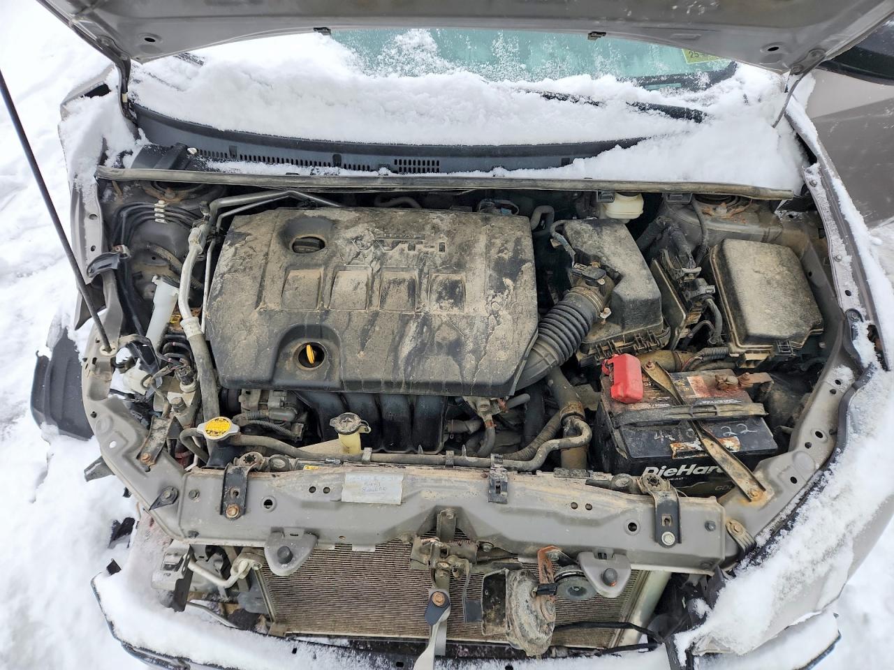 2014 TOYOTA COROLLA L photo 21