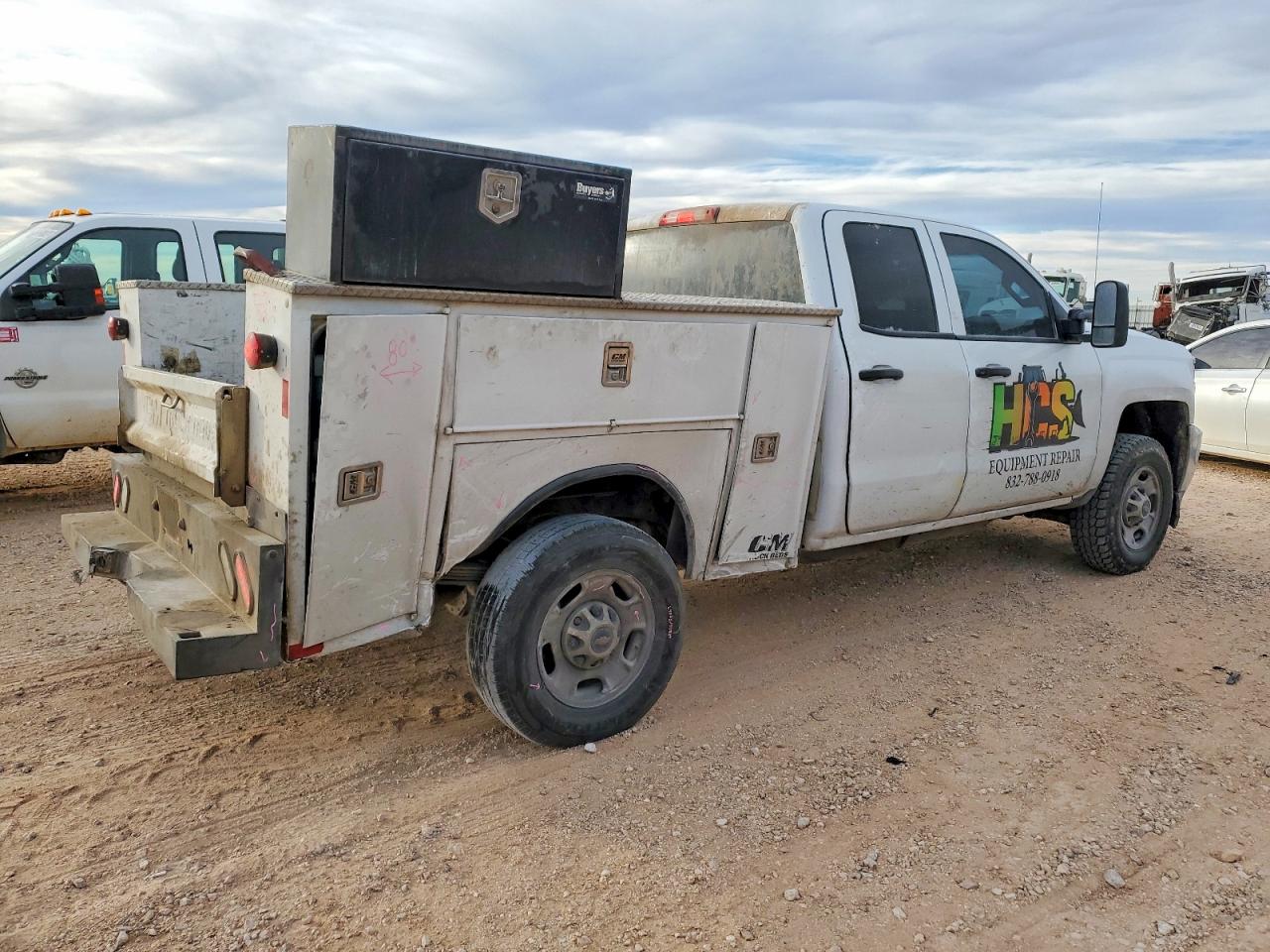 2019 CHEVROLET SILVERADO K2500 HEAVY DUTY photo 3