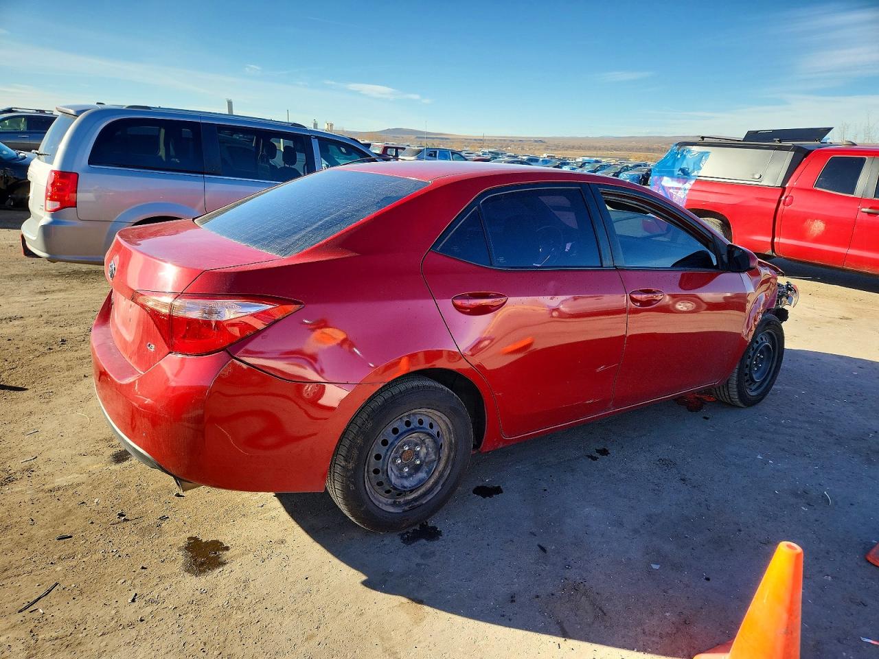2018 TOYOTA COROLLA L photo 3
