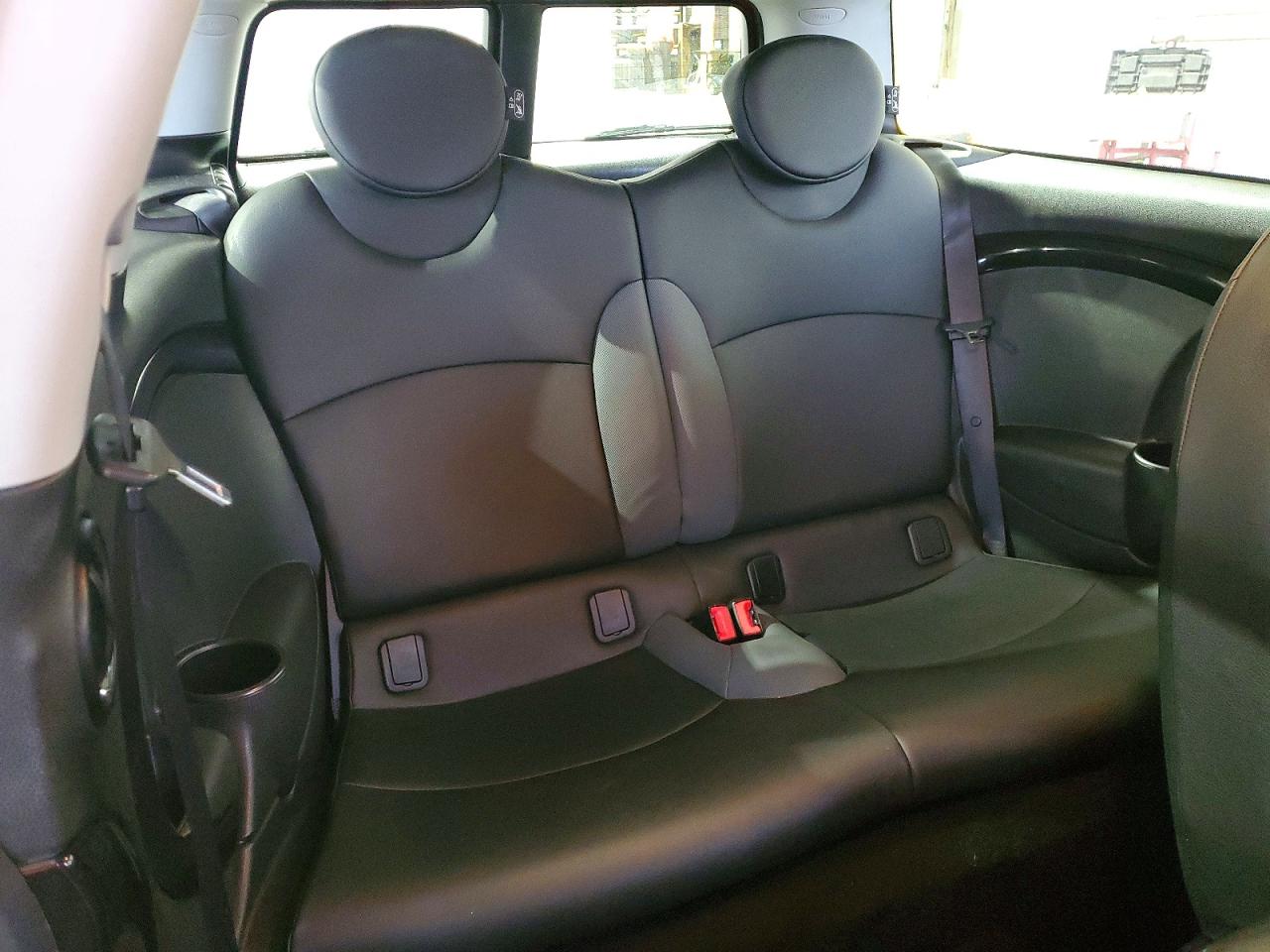 2010 MINI COOPER CLUBMAN photo 10