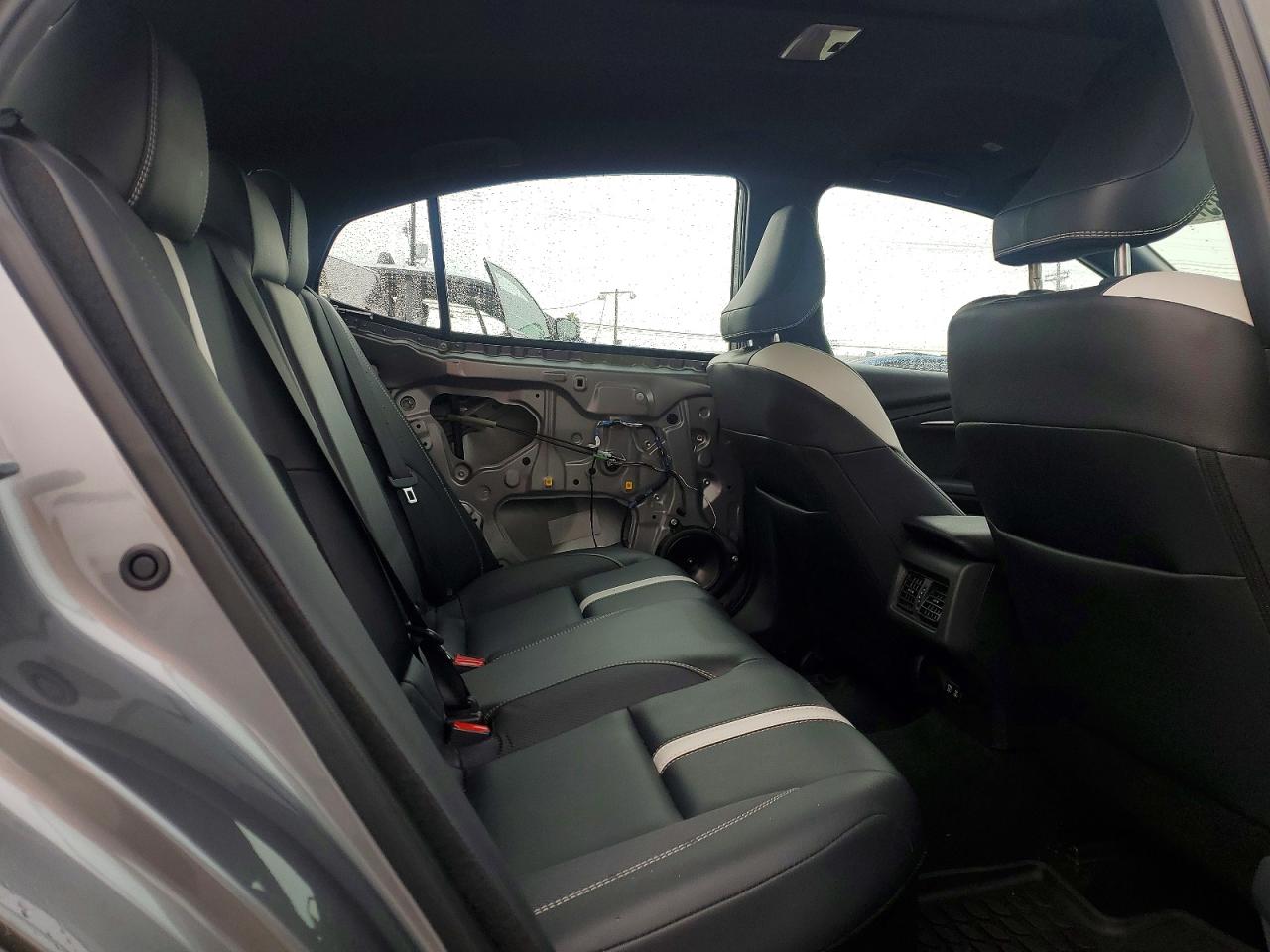 2025 TOYOTA CAMRY XSE photo 10