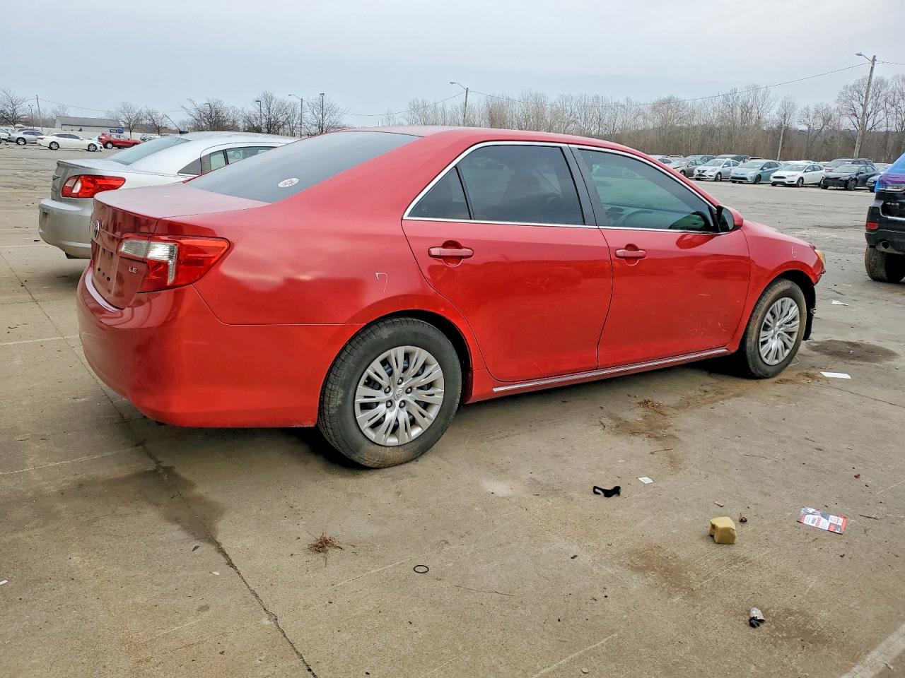 2014 TOYOTA CAMRY L photo 3