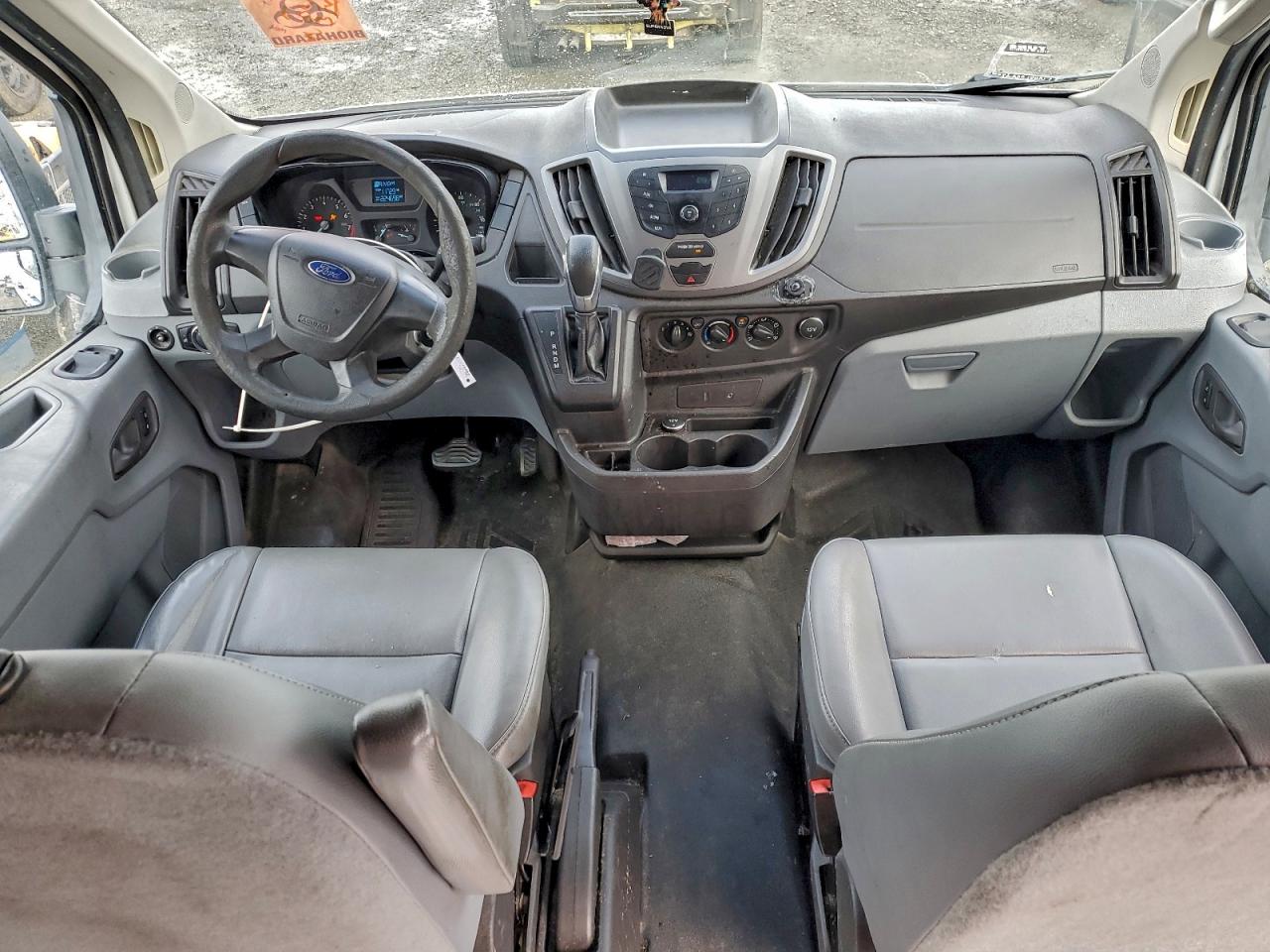 2016 FORD TRANSIT T-150 photo 8
