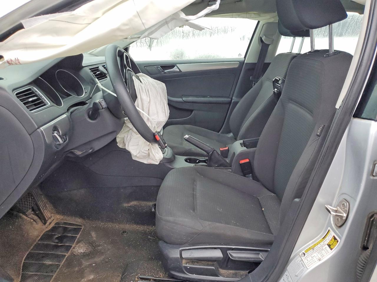2015 VOLKSWAGEN JETTA SE photo 13