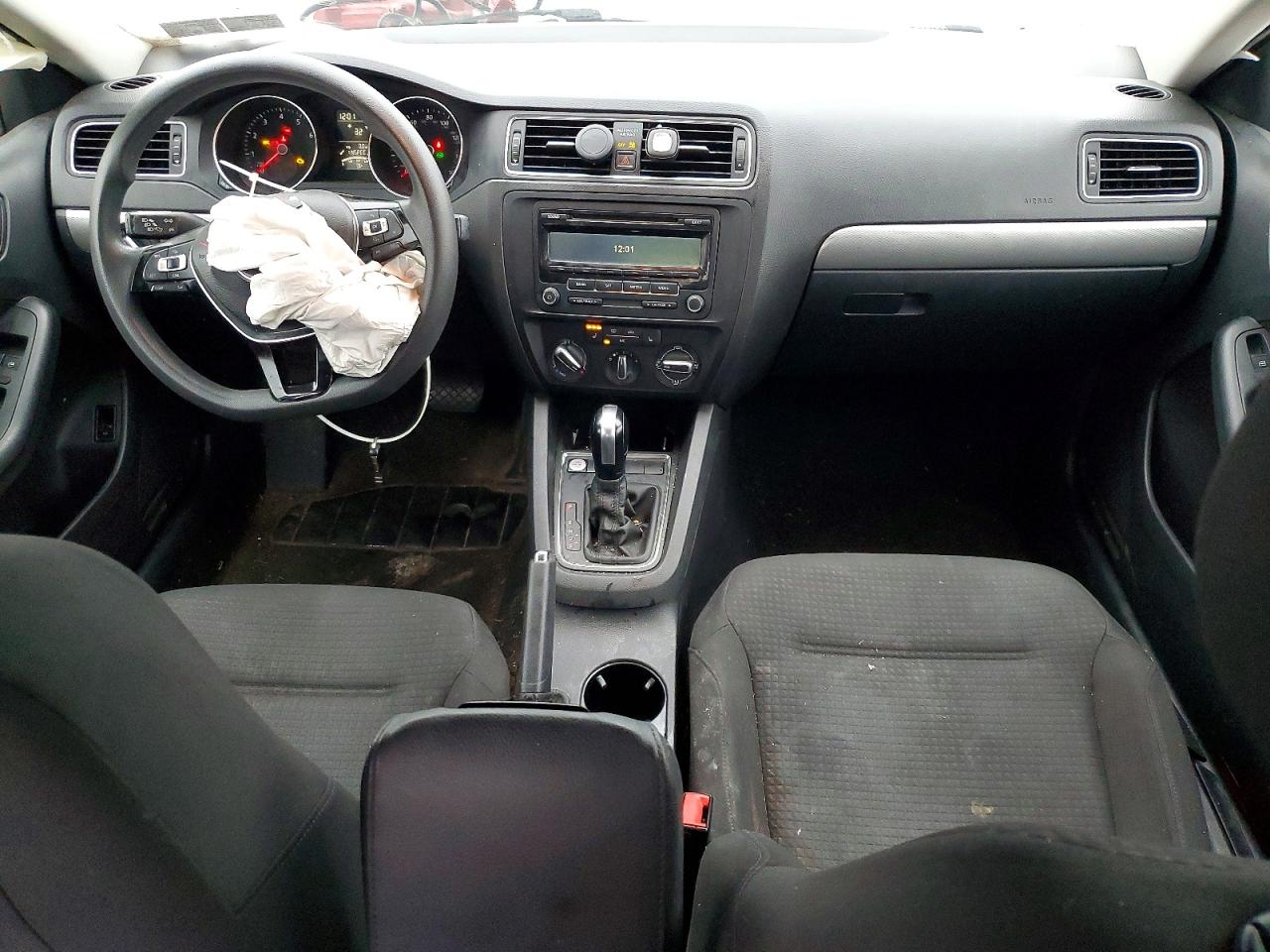 2015 VOLKSWAGEN JETTA SE photo 15