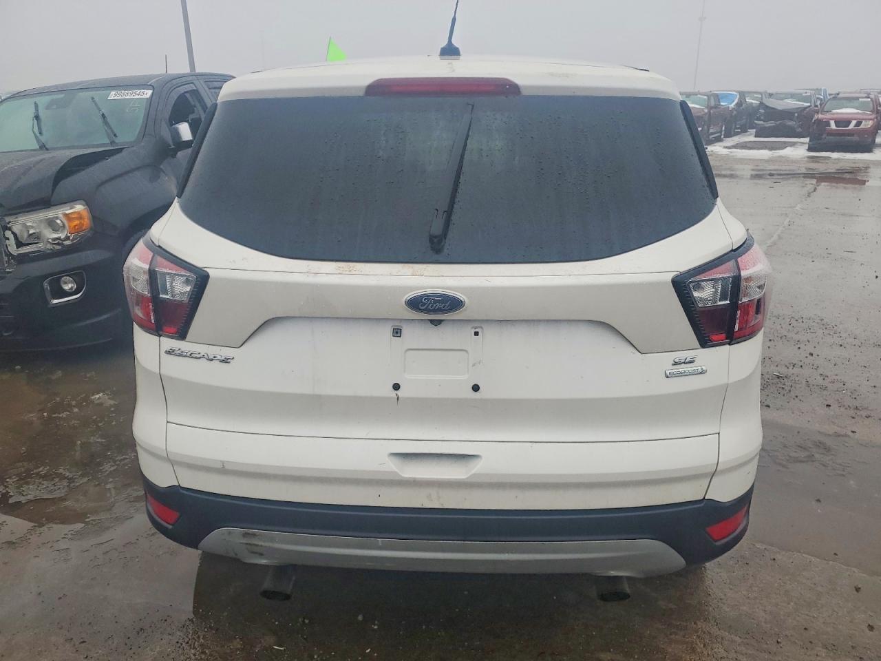 2017 FORD ESCAPE SE photo 6