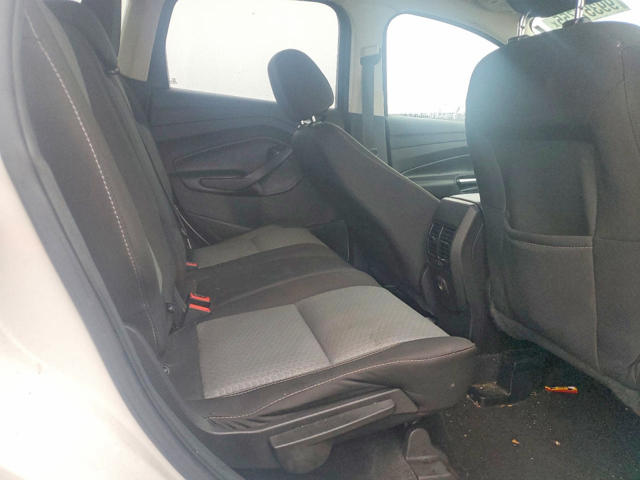 2017 FORD ESCAPE SE photo 11
