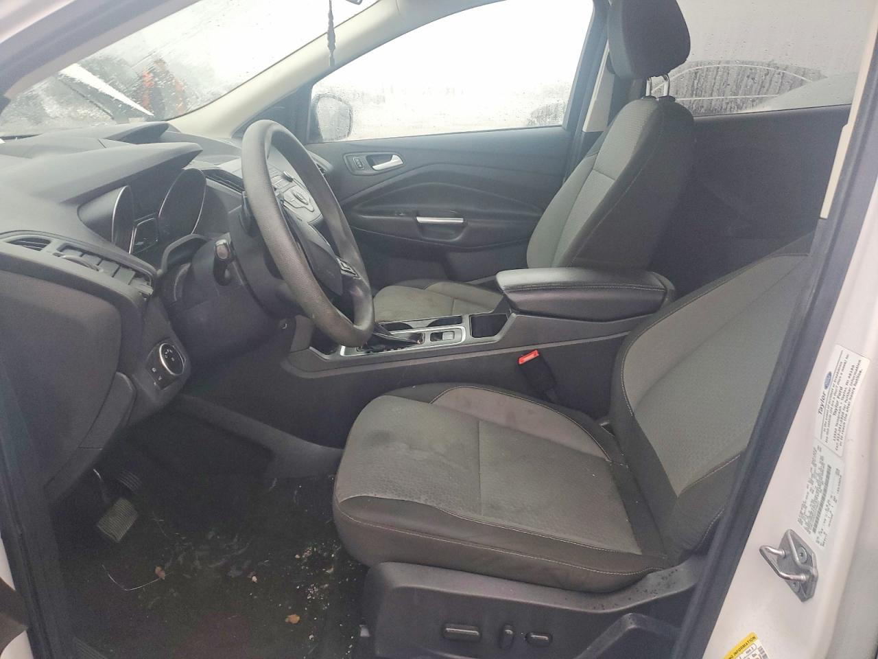 2017 FORD ESCAPE SE photo 7