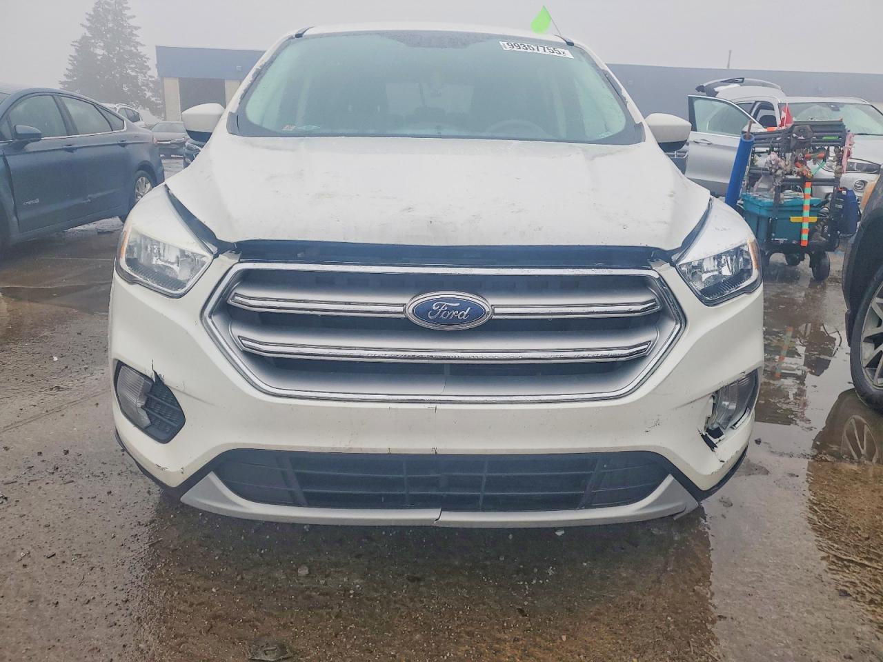 2017 FORD ESCAPE SE photo 5
