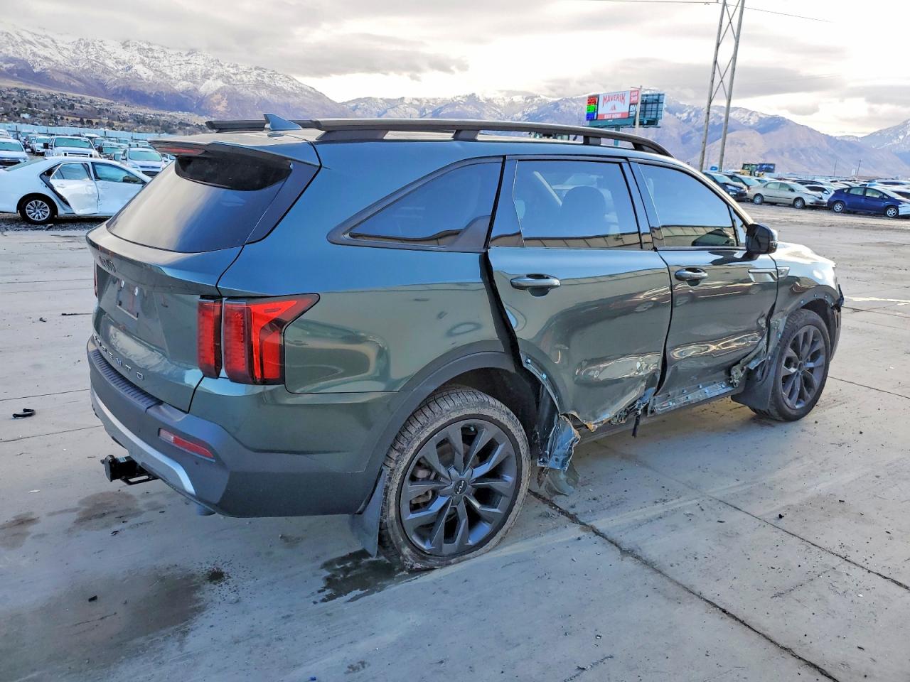 2022 KIA SORENTO EX photo 3