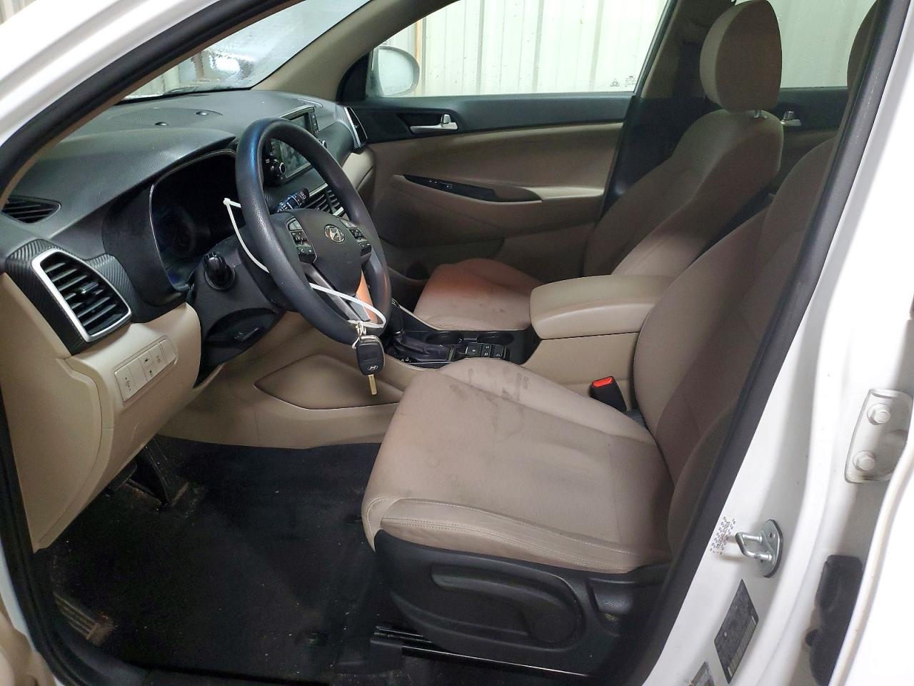 2020 HYUNDAI TUCSON SE photo 7
