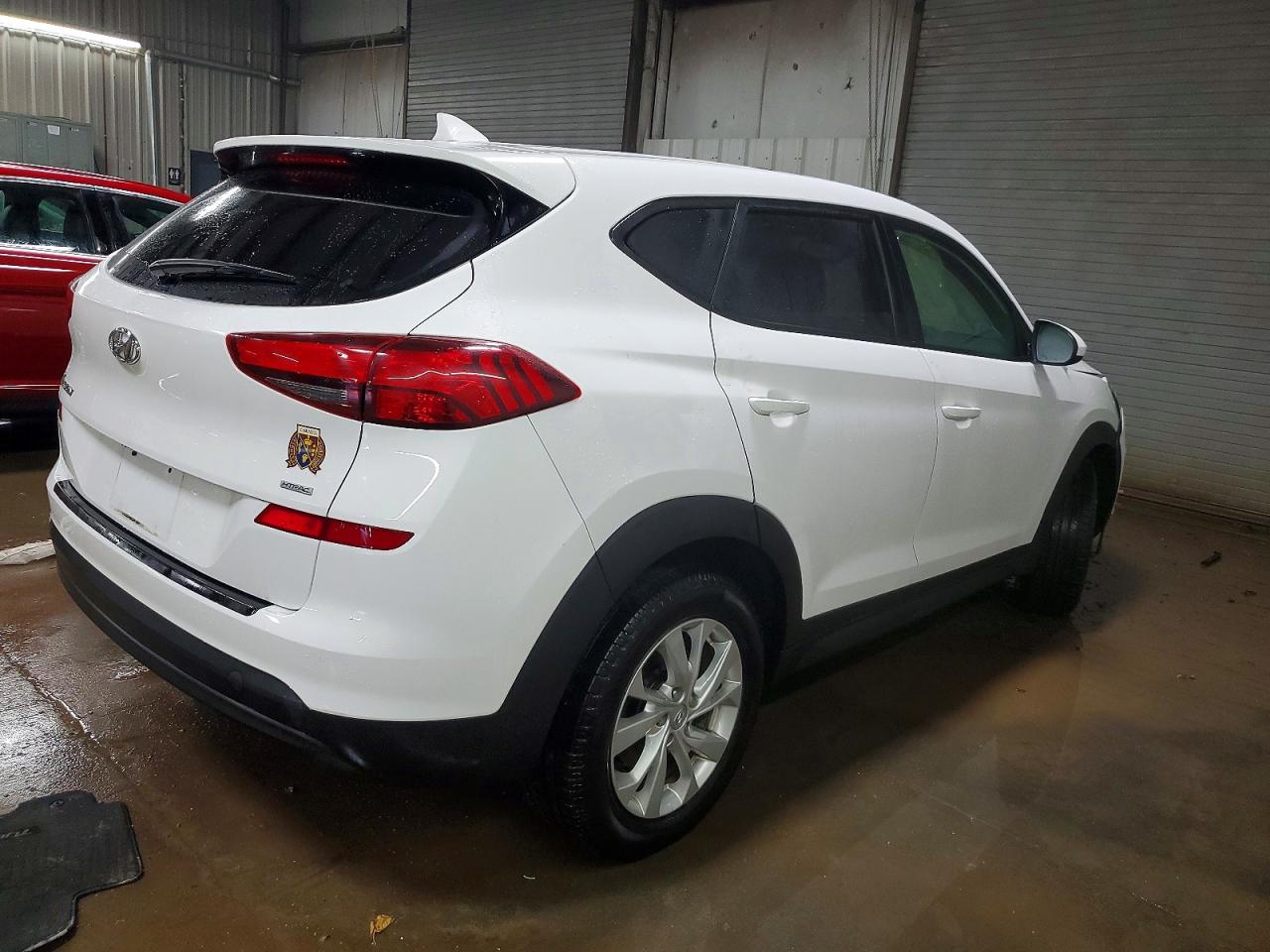 2020 HYUNDAI TUCSON SE photo 3