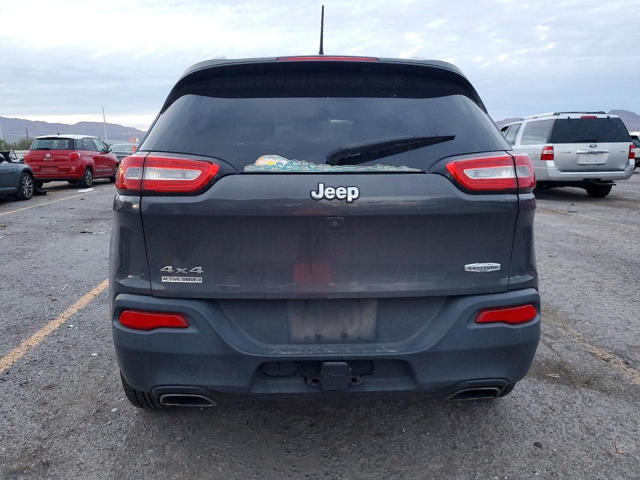 2017 JEEP CHEROKEE LATITUDE photo 6
