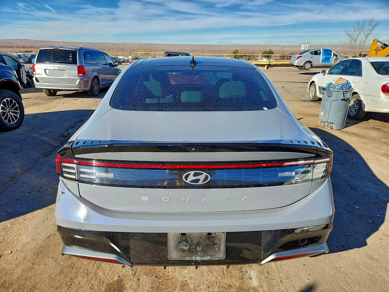2024 HYUNDAI SONATA SEL photo 6