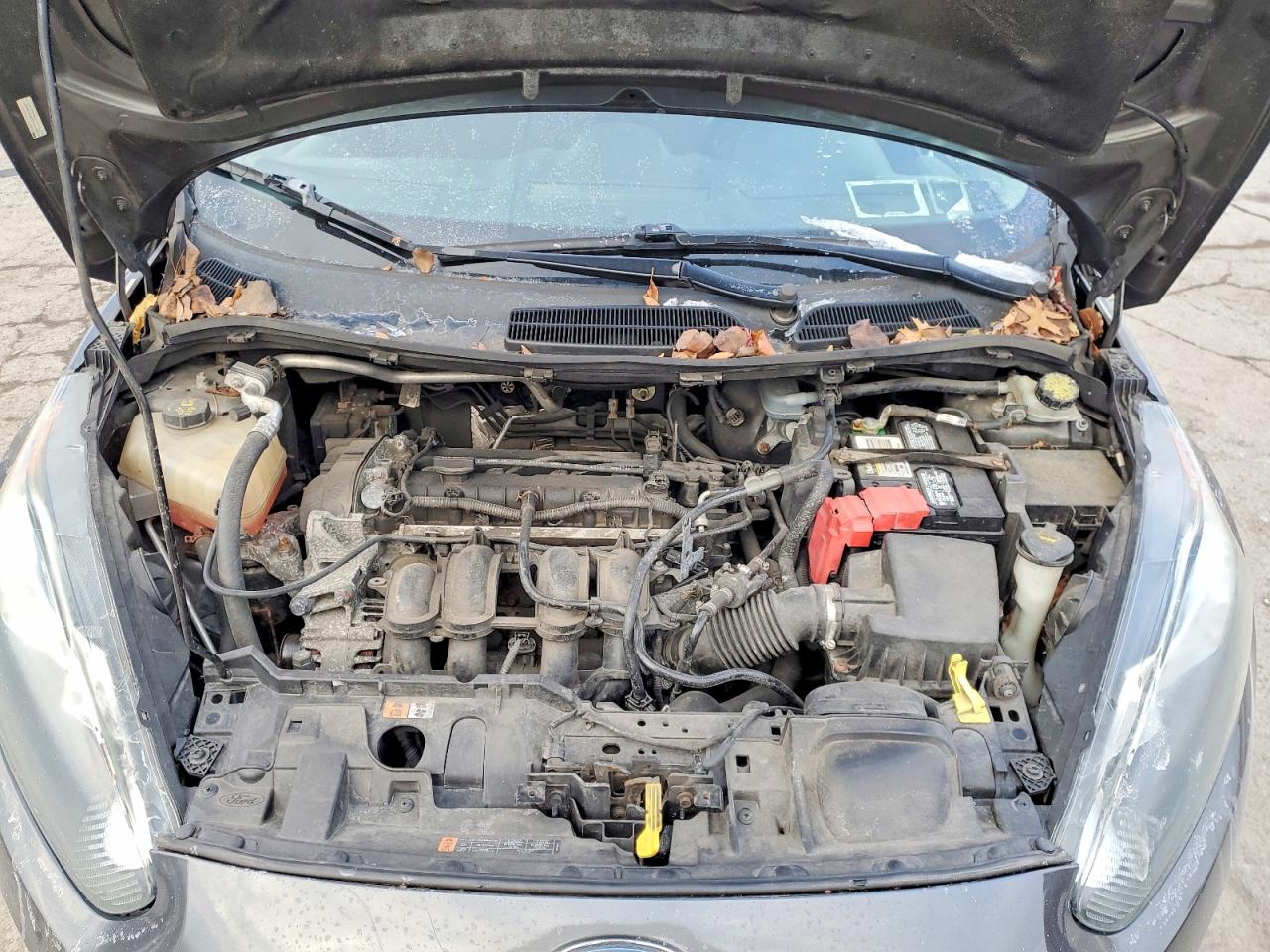 2015 FORD FIESTA SE photo 11