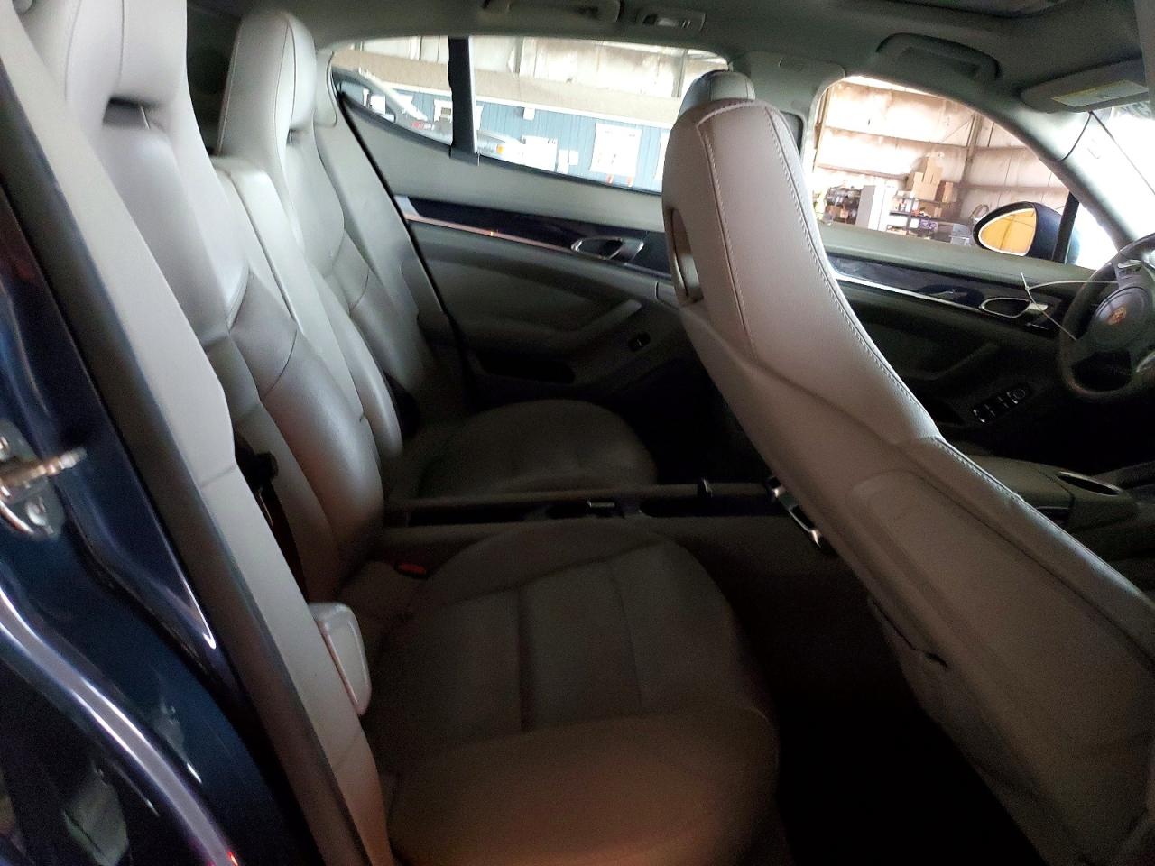 2011 PORSCHE PANAMERA 2 photo 10