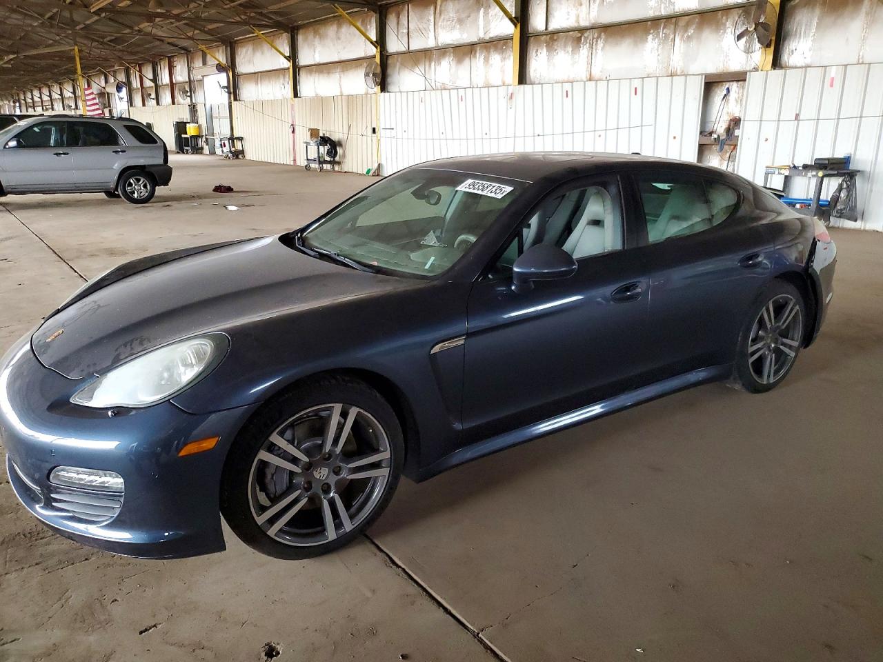 2011 PORSCHE PANAMERA