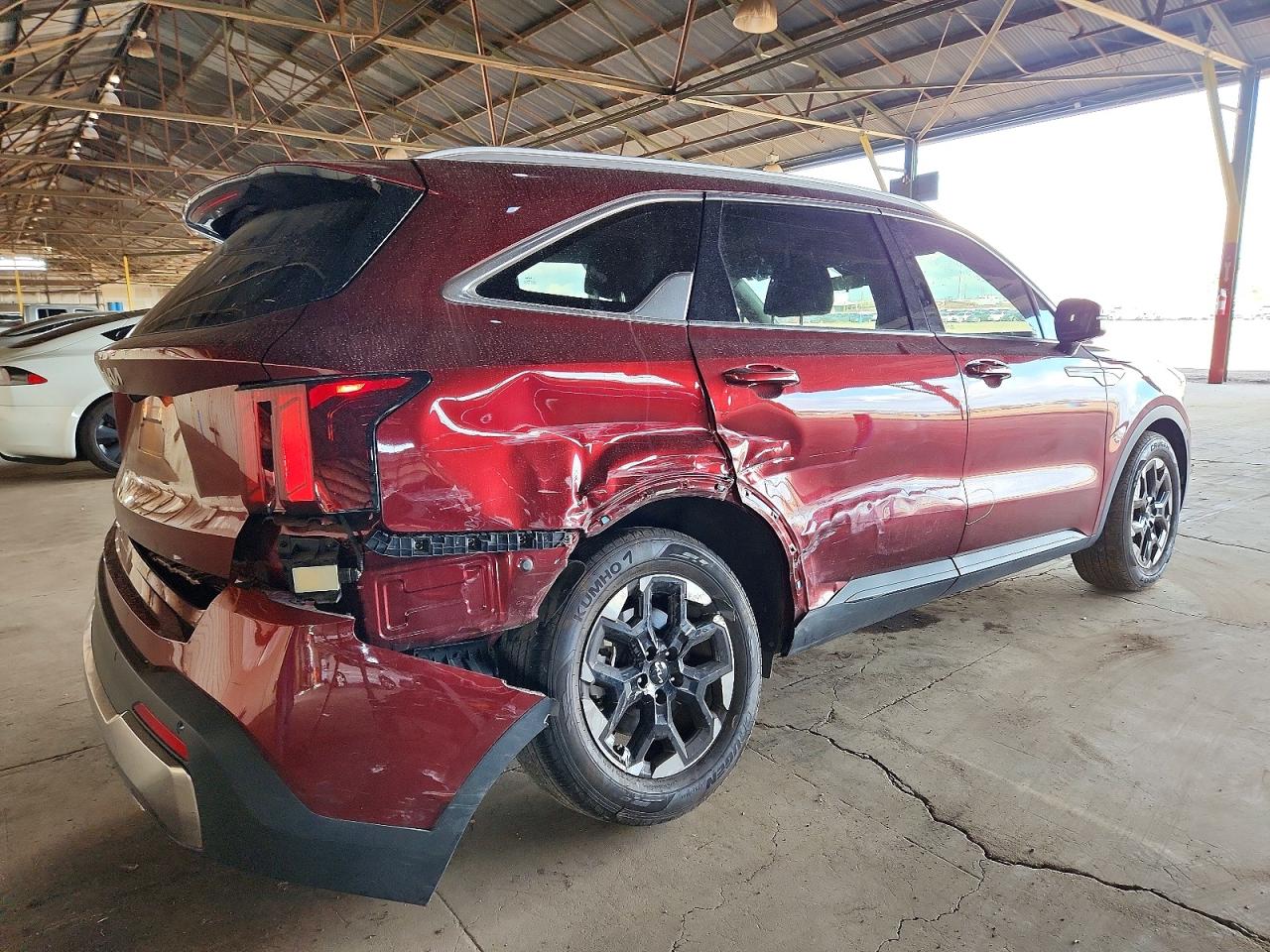 2024 KIA SORENTO S photo 3