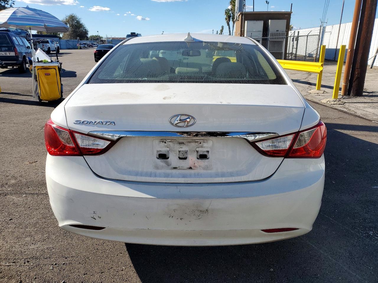 2013 HYUNDAI SONATA GLS photo 6
