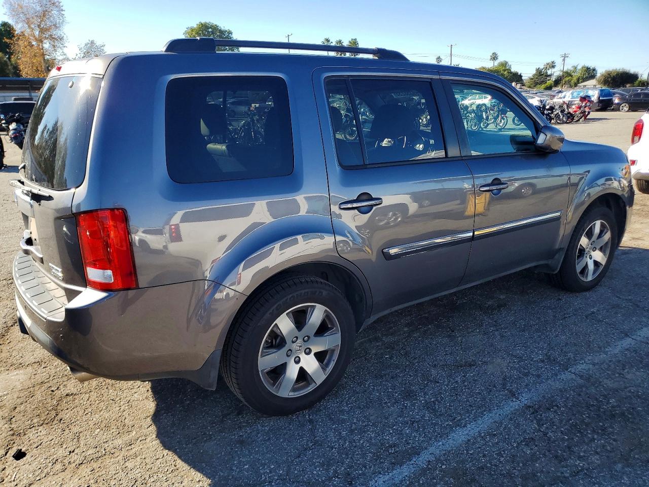 2015 HONDA PILOT TOURING photo 3
