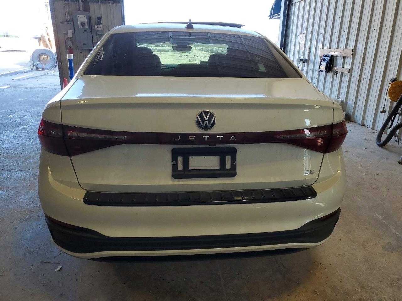 2025 VOLKSWAGEN JETTA SE photo 11