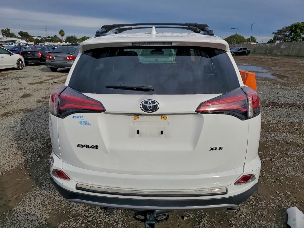 2018 TOYOTA RAV4 ADVENTURE photo 6
