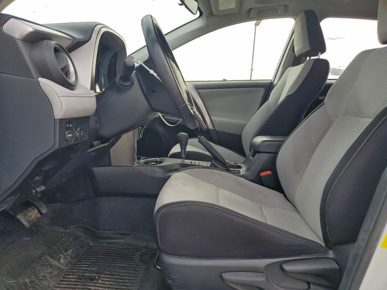 2018 TOYOTA RAV4 ADVENTURE photo 7