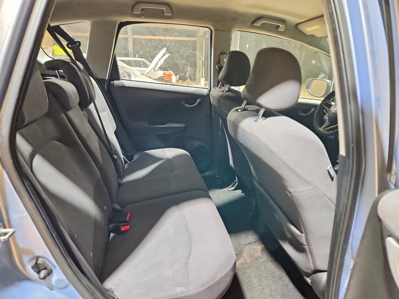 2009 HONDA FIT photo 11