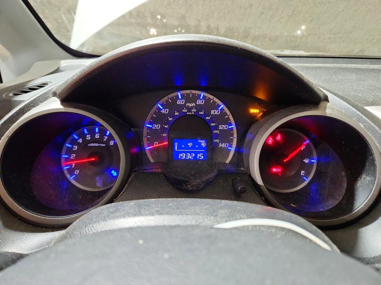 2009 HONDA FIT photo 9