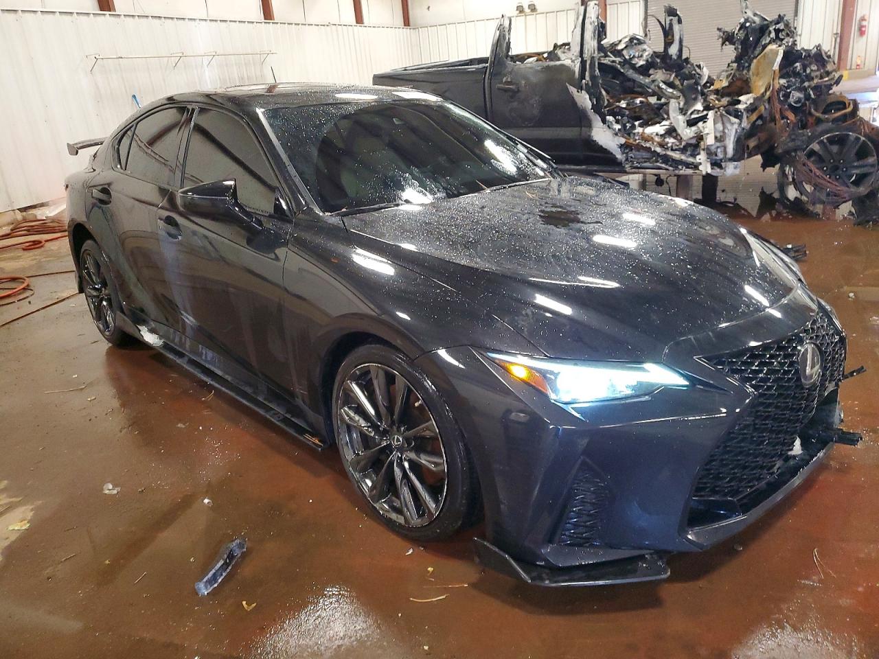 2021 LEXUS IS 350 F SPORT photo 4