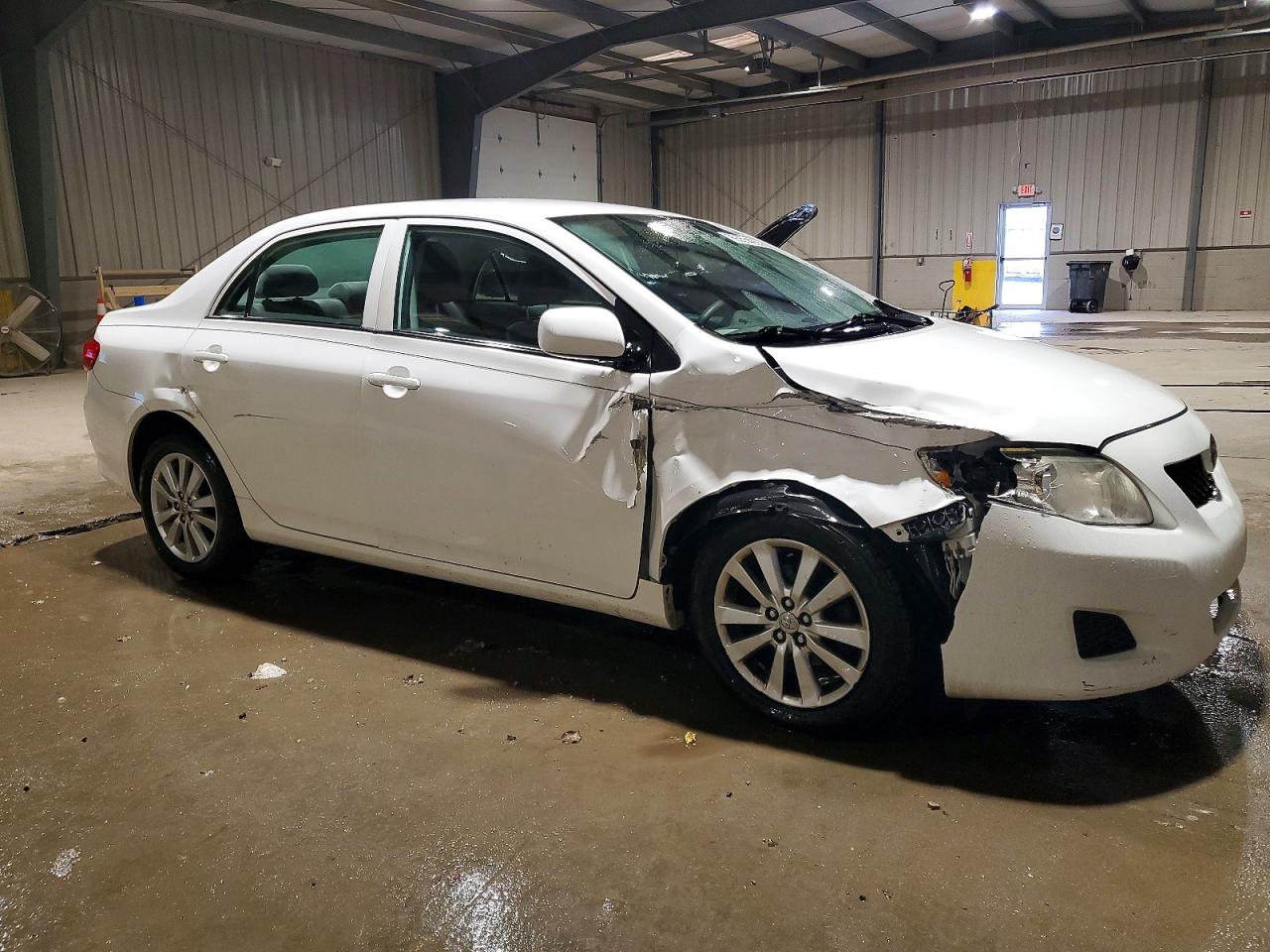 2010 TOYOTA COROLLA BASE photo 4