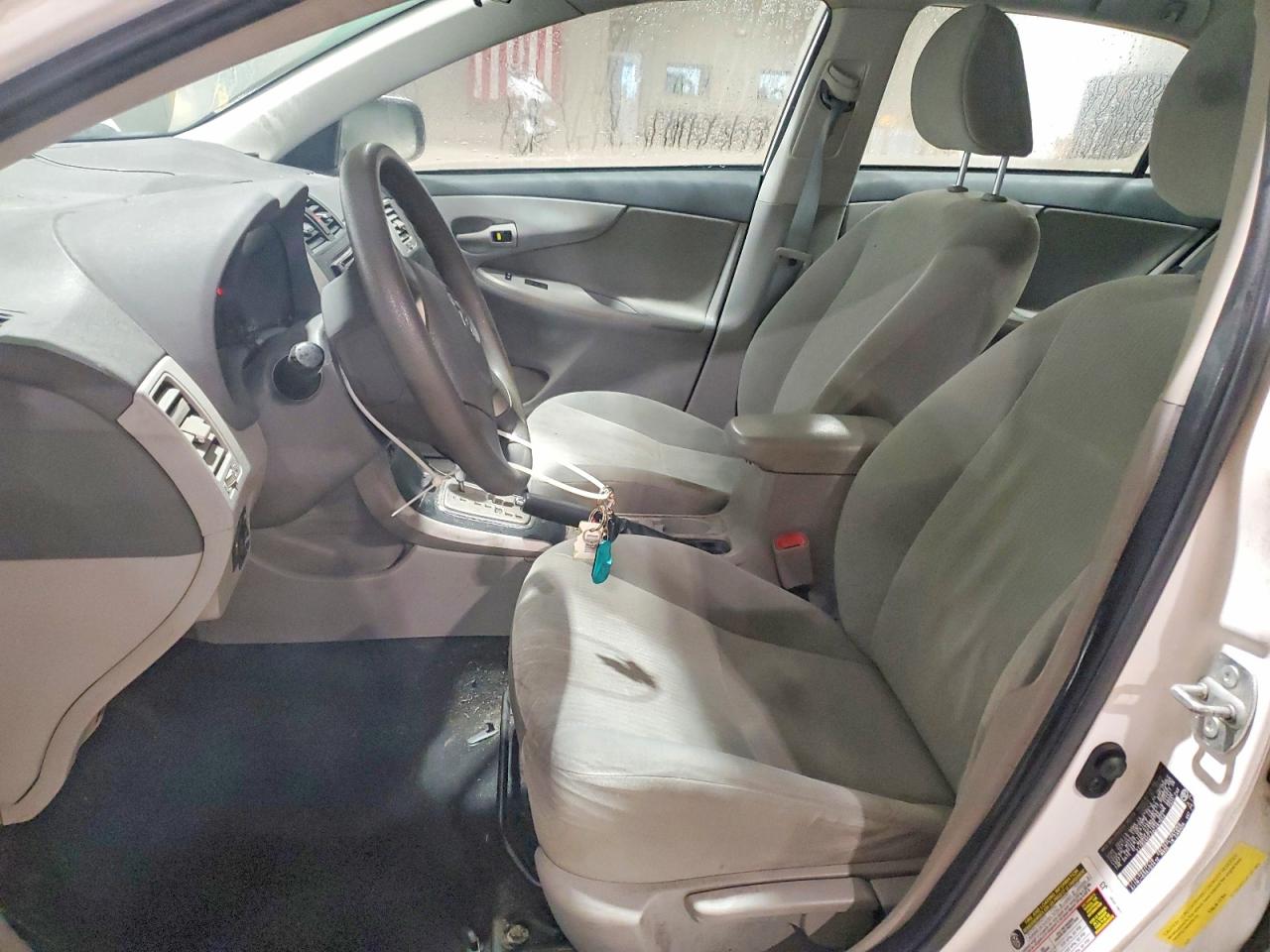 2010 TOYOTA COROLLA BASE photo 7