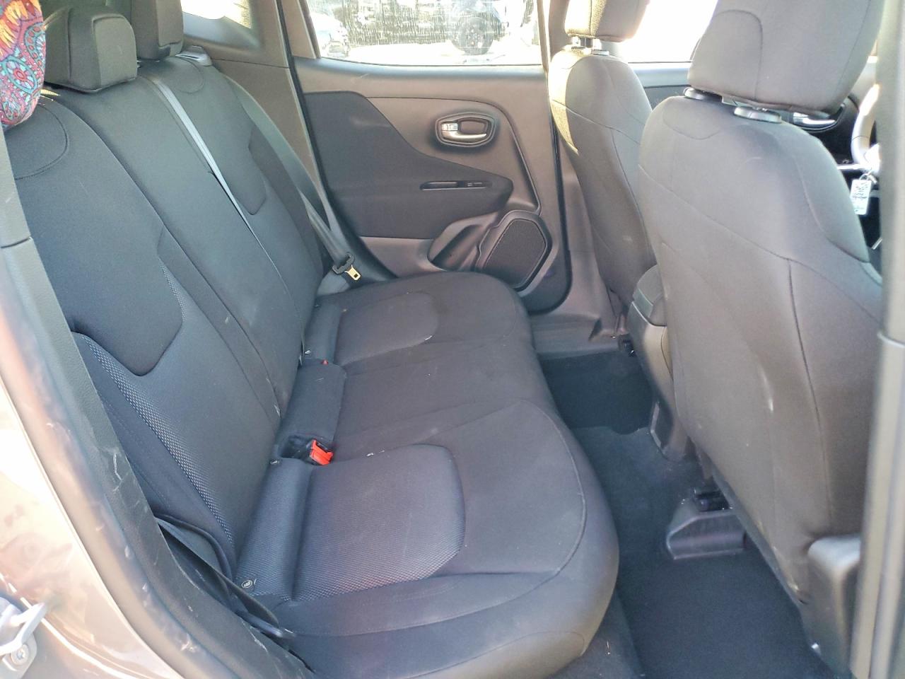 2020 JEEP RENEGADE SPORT photo 10