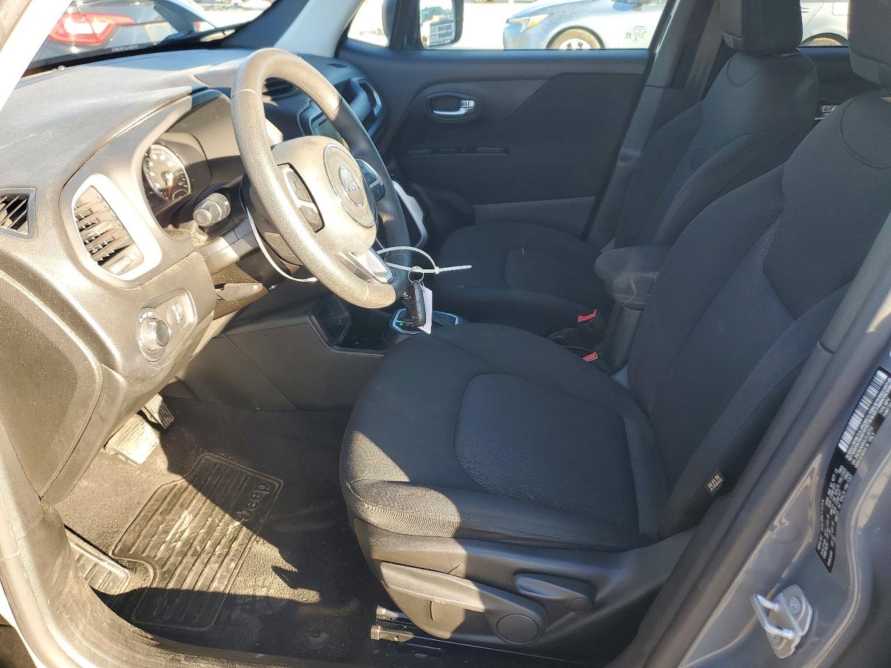 2020 JEEP RENEGADE SPORT photo 7